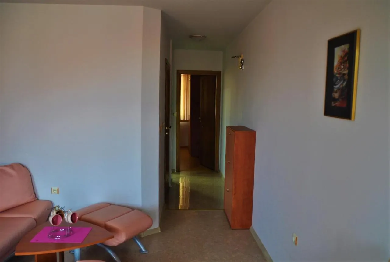 فندق Sozopol House Dimitrovi بيت ضيافة